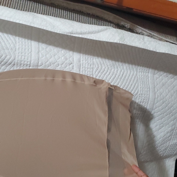 Woman sexy dress ( fit small,,not much starches) - Picture 5 of 10